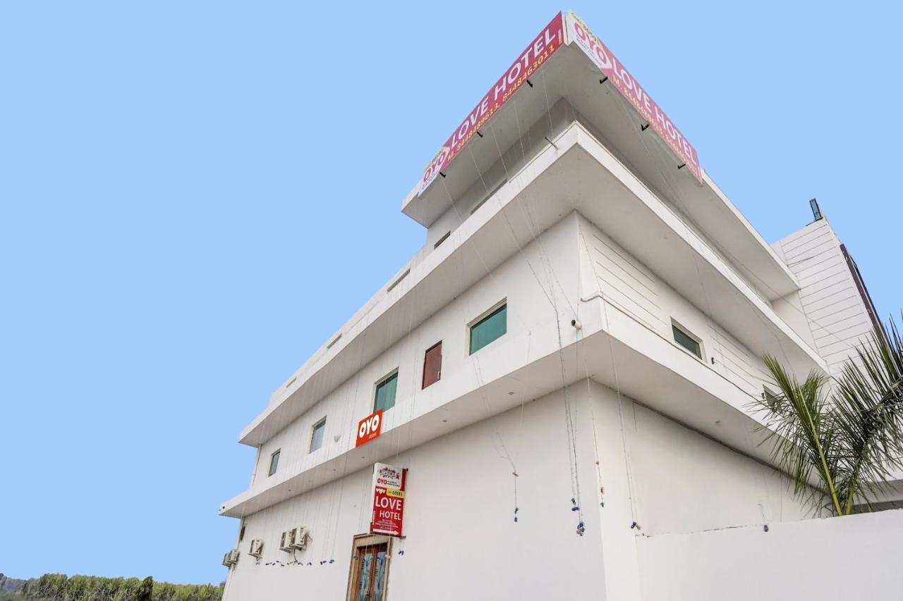 Collection O Love Garden Hotel Ghaziabad Ngoại thất bức ảnh